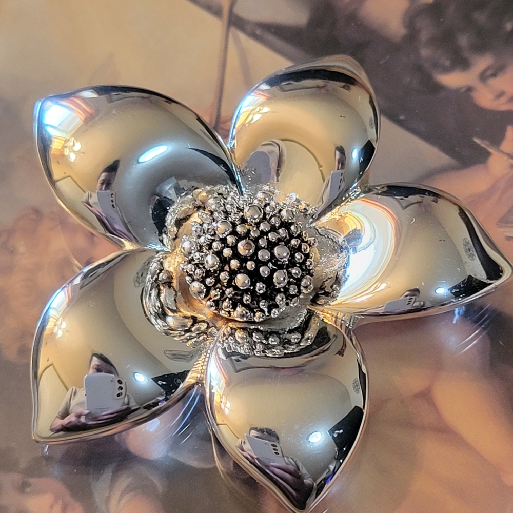 Silver Floral Brooch